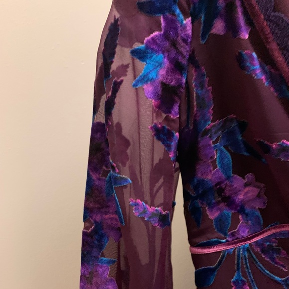 Marchesa Notte Purple Sheer Sleeve Dress - Picture 6 of 9